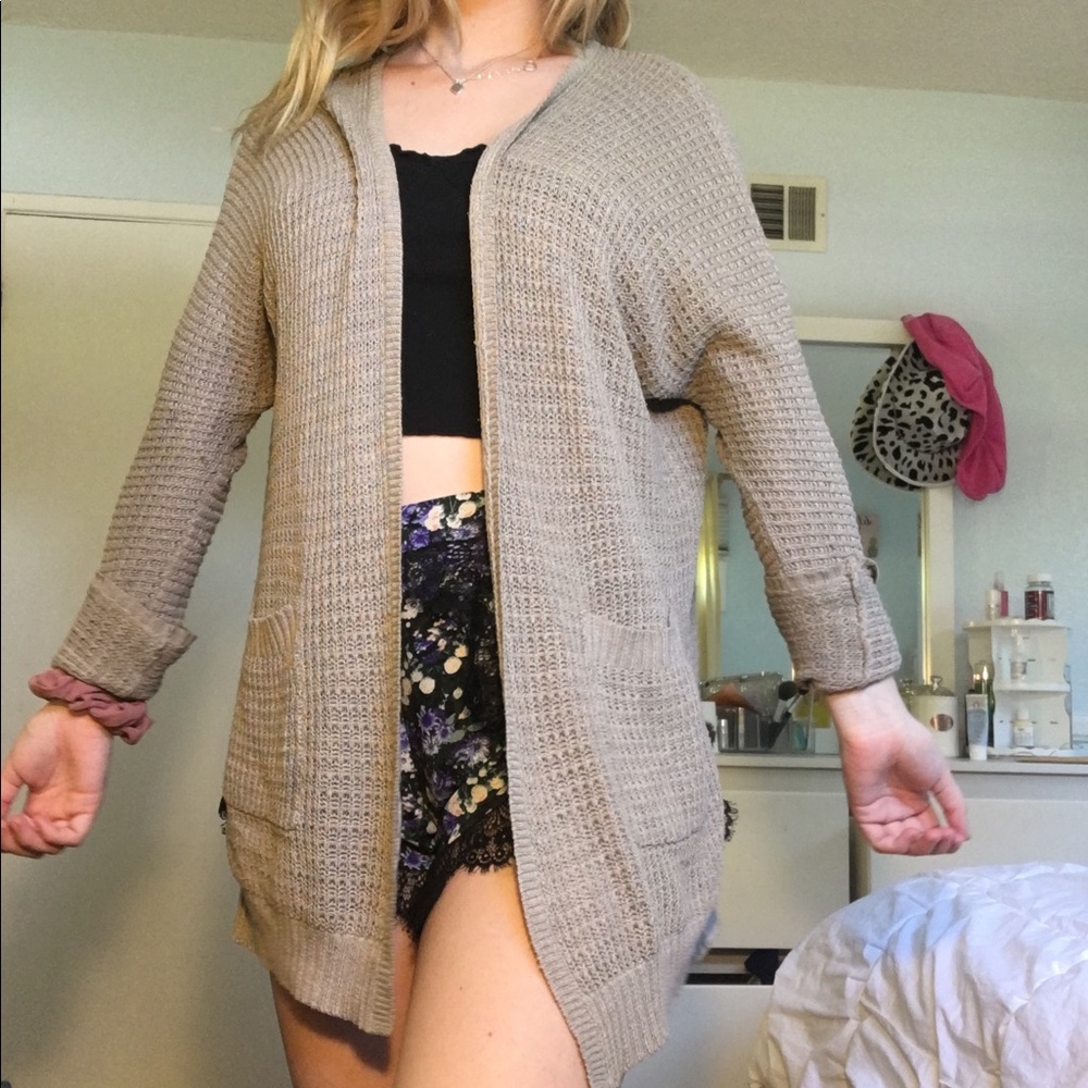 TAN KNIT CARDIGAN